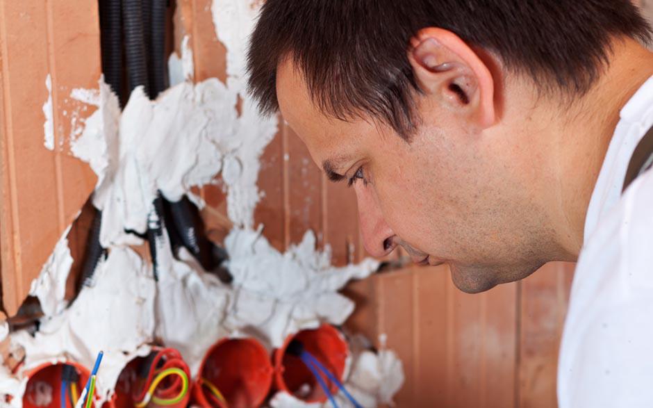 recherche électricien bâtiment Parmain